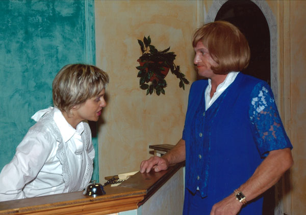 Theater_2011.08.30_2021_Heiratsschwindler13.jpg