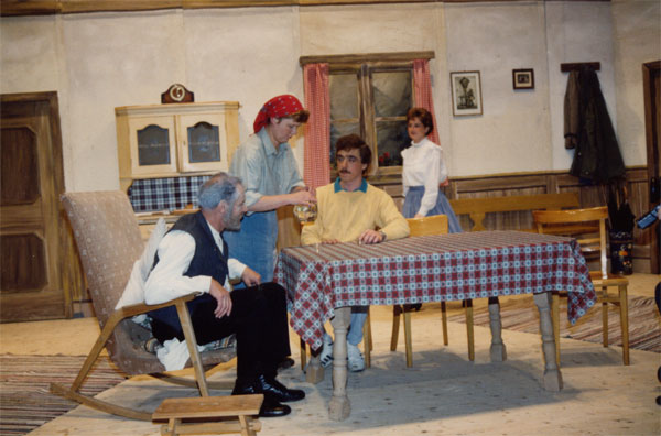 Theater_2011.08.31_2302_Blitzmichl_07.jpg